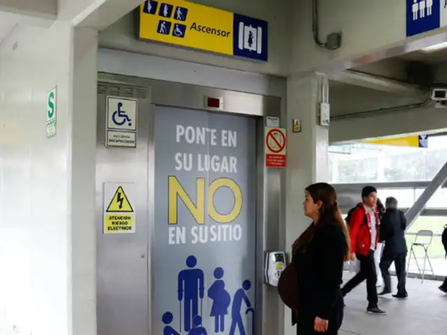 Metropolitano: usuarios no respetan el uso preferencial de los ascensores