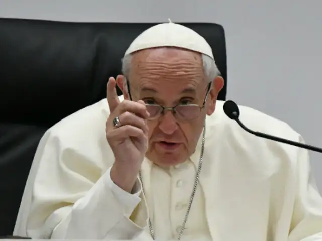Papa modifica catecismo y declara "inadmisible" pena de muerte