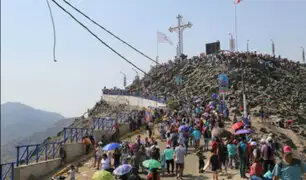 Masiva peregrinación: miles recordaron vía crucis en cerro San Cristóbal