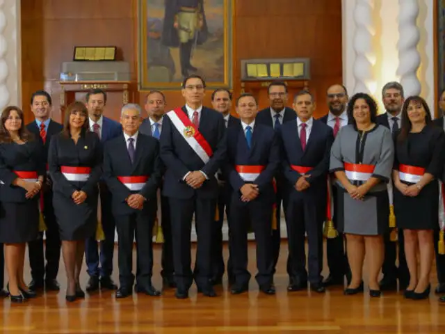Presidente Vizcarra tomó juramento a nuevo Gabinete Ministerial