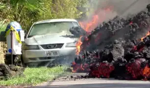Hawaii: lava de volcán Kilauea devora un auto estacionado en la calle