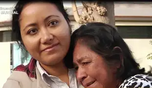 Madre e hija se reencuentran después de 31 años de ser separadas