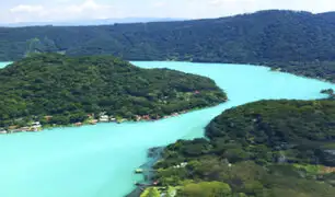 El Salvador: conozca la laguna donde sus aguas cambian de color