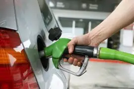Presidente Vizcarra descartó que alza en el precio de combustible sea por el ISC