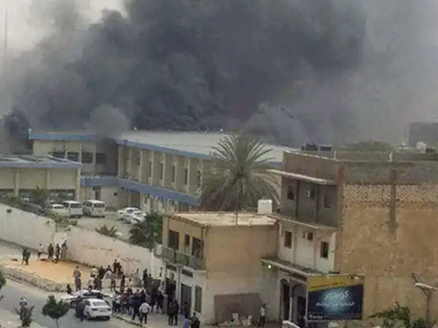 Libia: atentado suicida dejó al menos 13 muertos