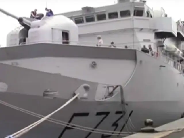 Imponente fragata de vigilancia francesa llegó al puerto del Callao