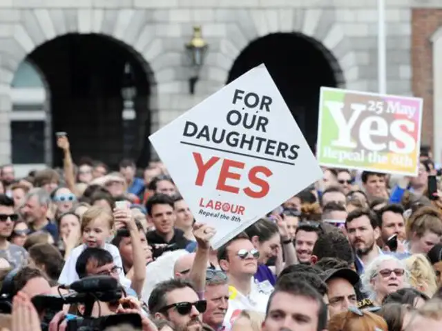 Irlanda: el “sí” a la reforma del aborto gana el referéndum con el 66,4 % de votos