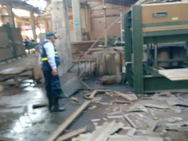Ate: explosión en fábrica deja un muerto y 2 obreros mutilados