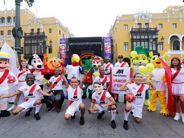 Recordadas mascotas de los Mundiales armaron la previa en el Centro de Lima