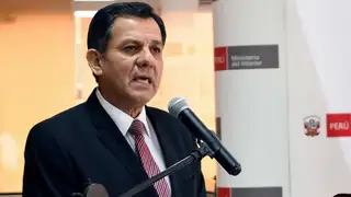 Presidente Vizcarra aceptó renuncia del ministro del Interior