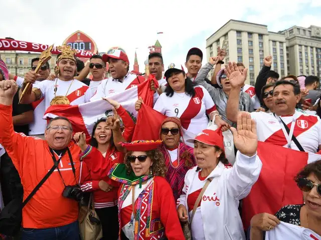 Perú vs Francia: hinchas toman Ekaterimburgo a un día de trascendental encuentro