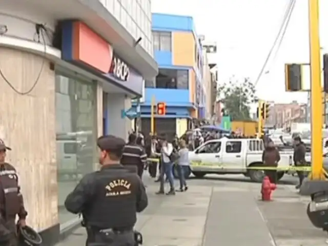 Breña: Policía frustra asalto a banco y captura delincuentes
