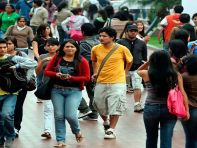 IEP: 60% de jóvenes consideran dejar el país en los próximos tres años