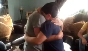 Este Marine dio una conmovedora sorpresa a su hermano menor y se hizo viral [VIDEO]