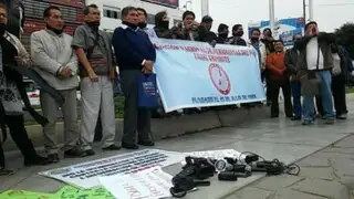 Periodistas de Chimbote realizan plantón para respaldar a Rosana Cueva y Gustavo Gorriti