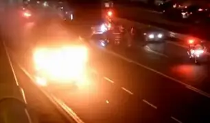 Vía Expresa: auto se incendió en plena avenida Javier Prado
