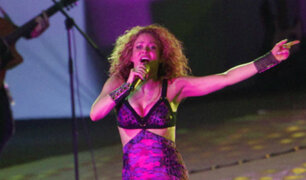 Colombia: Shakira sorprendió con beso en la mejilla a fan peruano
