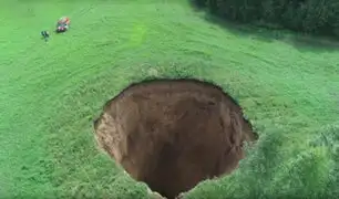 Rusia: aparece hoyo de 50 metros de profundidad