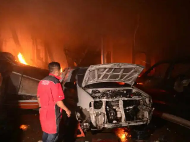 VES: taller de mototaxis sufre cuantiosas pérdidas tras incendio