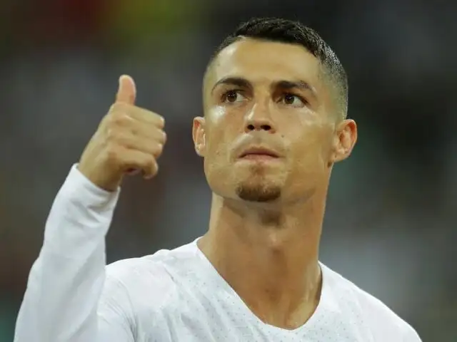 Con el debut de Cristiano Ronaldo, Juventus venció al Chievo Verona