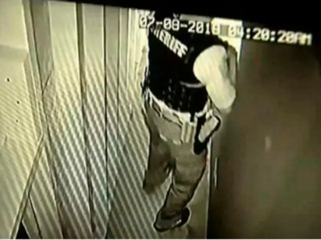 EEUU: ladrón queda atrapado en ascensor y pide ayuda a policías