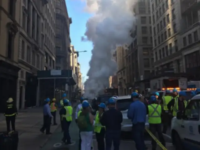Se registra explosión de tubería de vapor en New York