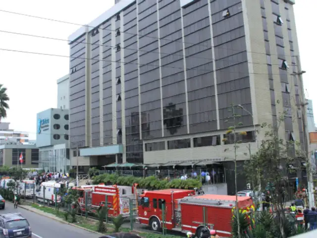 Explosión en clínica Ricardo Palma: Policía investiga restos dejados luego de la detonación