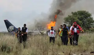 México: avión se estrelló con 103 personas a bordo en Durango