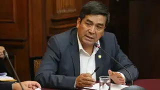 Congreso acordó suspender pago de salario a parlamentario Benicio Ríos