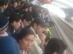 Metro de Lima: Falla de trenes generó retraso en Estación Grau