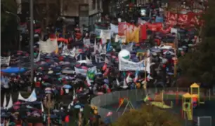 Argentina: alumnos y docentes marchan en defensa de la universidad pública