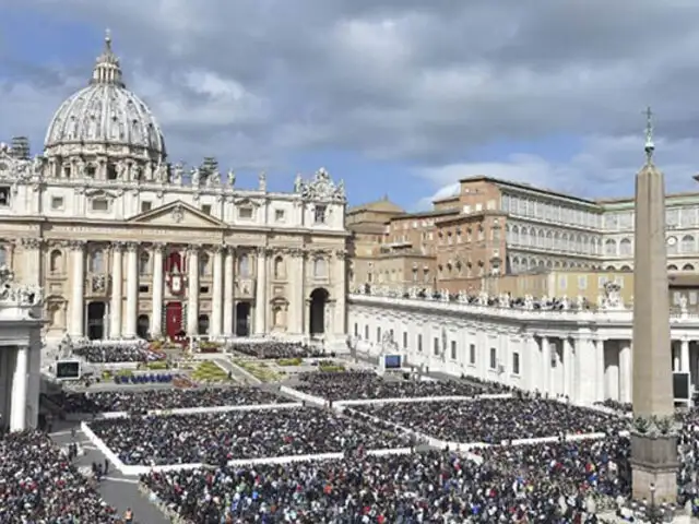 Vaticano se pronuncia sobre caso de curas pederastas en EEUU