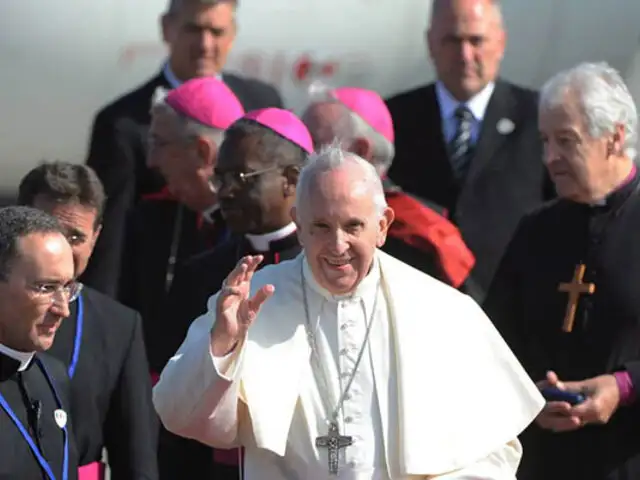 Obispos peruanos ofrecen apoyo al Papa ante intento de “desestabilizar a Iglesia”