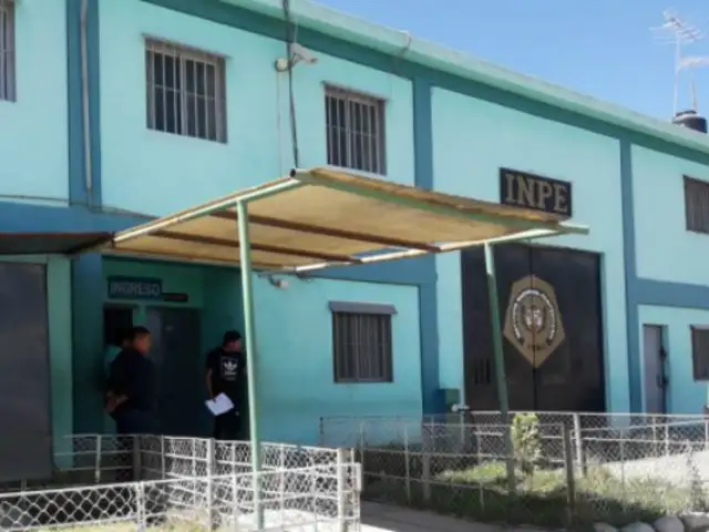 Arequipa: mujer es detenida con celular entre sus prendas cuando pretendía ingresar a penal