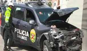 Lince: patrullero se estrella contra autos estacionados en la avenida Trinidad Morán
