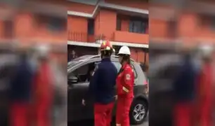 Pueblo Libre: mujer arrolló a tres bomberos tras chocar su auto