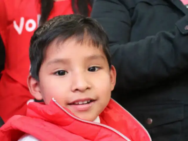 Teletón 2018: el padre Isidro Vásquez nos presenta al niño embajador