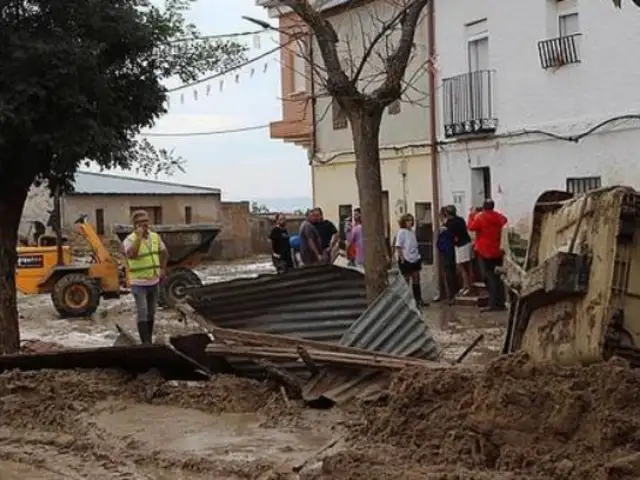 España: lluvias torrenciales provocó desbordamiento de ríos en Cebolla