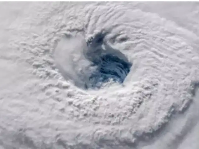 EE.UU: Costa Este se prepara para golpe de huracán Florence