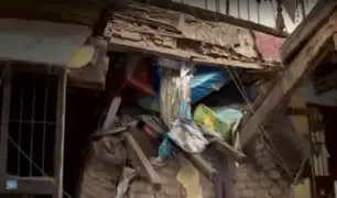 Rímac: familia quedó atrapada tras derrumbe de muro en antigua casona