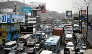 Lima registra puntos críticos de tráfico ante fiestas navideñas