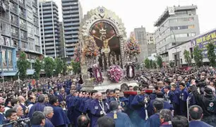Centro de Lima: Señor de los Milagros realiza cuarto recorrido procesional