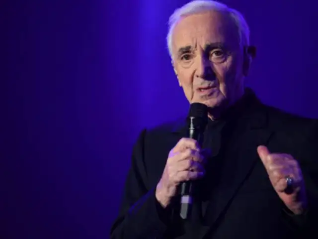 Francia: a los 94 años muere cantante Charles Aznavour