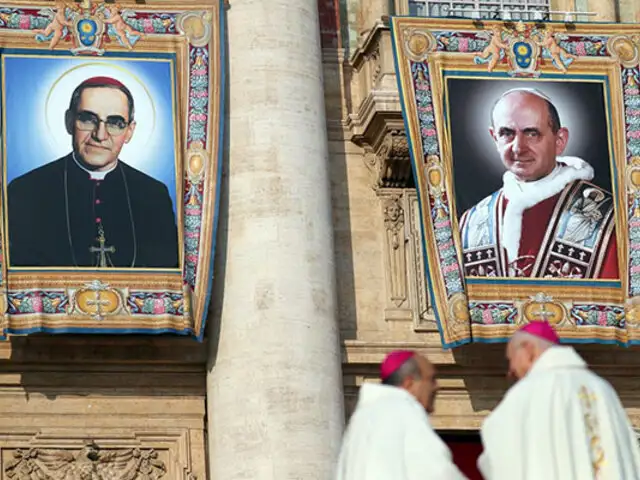 Papa proclamó santos a Pablo VI y al arzobispo salvadoreño Óscar Romero