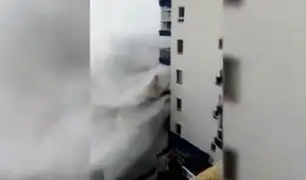 España: fuerte oleaje destroza edificios en Tenerife
