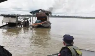 Iquitos: destruyen dragas ilegales durante operativo en el río Napo