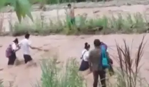 Huánuco: escolares arriesgan sus vidas cruzando río para ir a estudiar