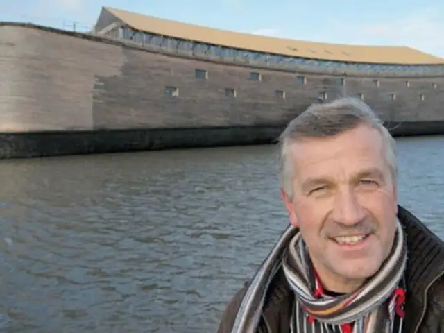 Holanda: carpintero construye un “Arca de Noé” de tamaño real y piensa llevarla a Israel