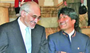 Carlos Mesa aventaja en cinco puntos a Evo Morales en encuesta preelectoral
