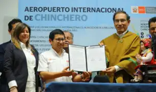Presidente Vizcarra firmó contrato para iniciar obras de aeropuerto de Chinchero